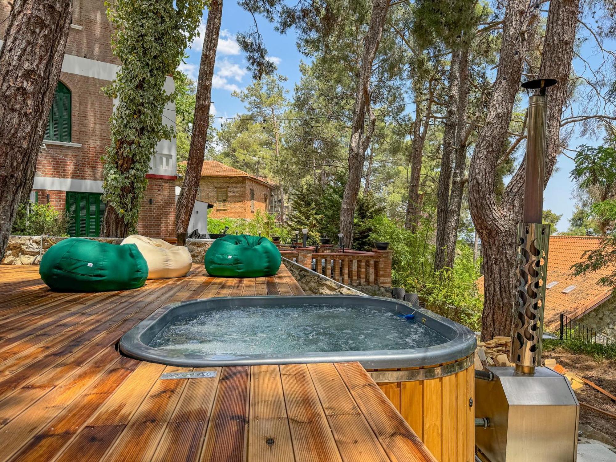 Semiramis Boutique Hotel & Spa Kato Platres ภายนอก รูปภาพ